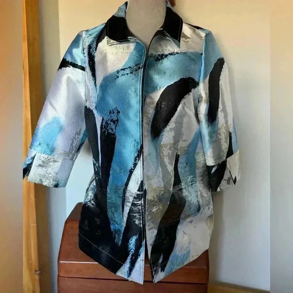 Ming Wang suit coat. Light weight. Worn 1x. Smoke free home. Like brand new. - Picture 1 of 5